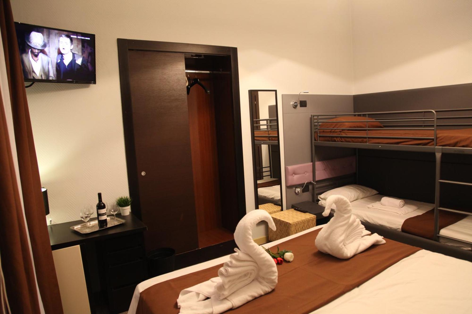 Dolce Vita Rooms Naples Extérieur photo