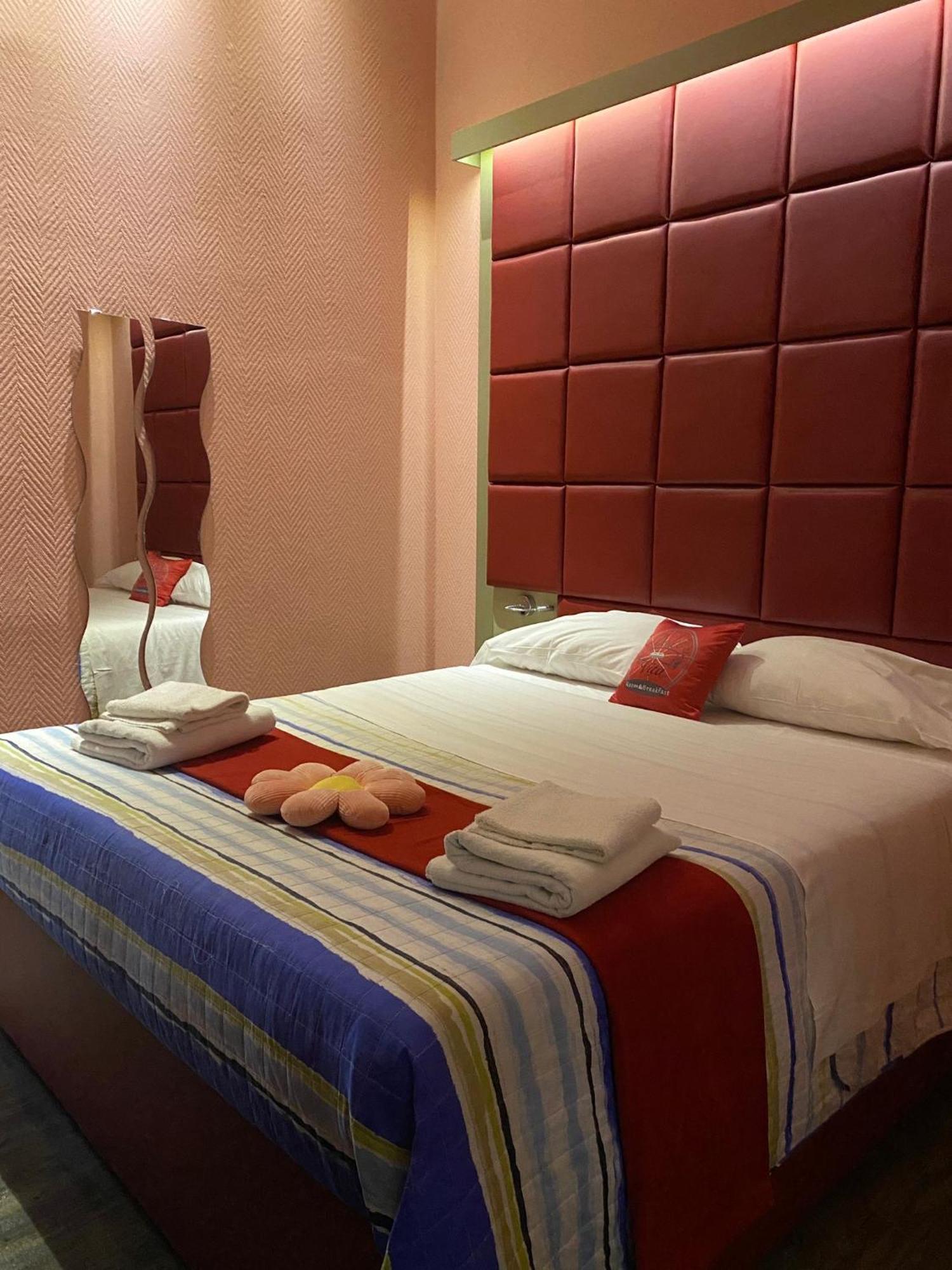 Dolce Vita Rooms Naples Extérieur photo
