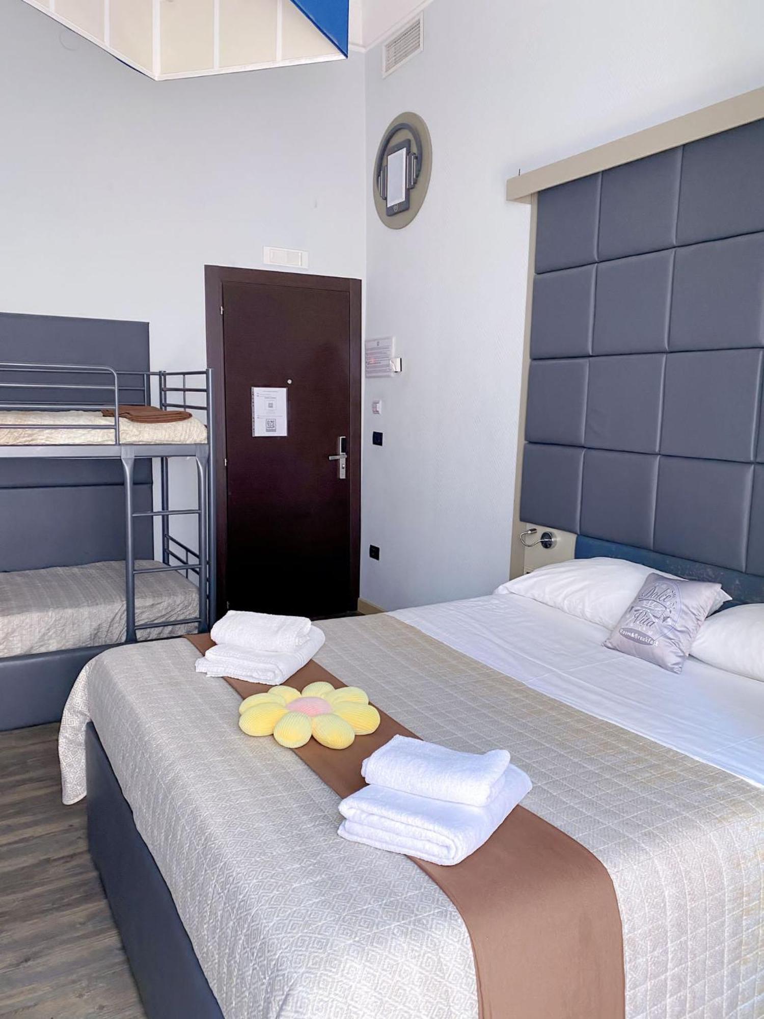 Dolce Vita Rooms Naples Extérieur photo